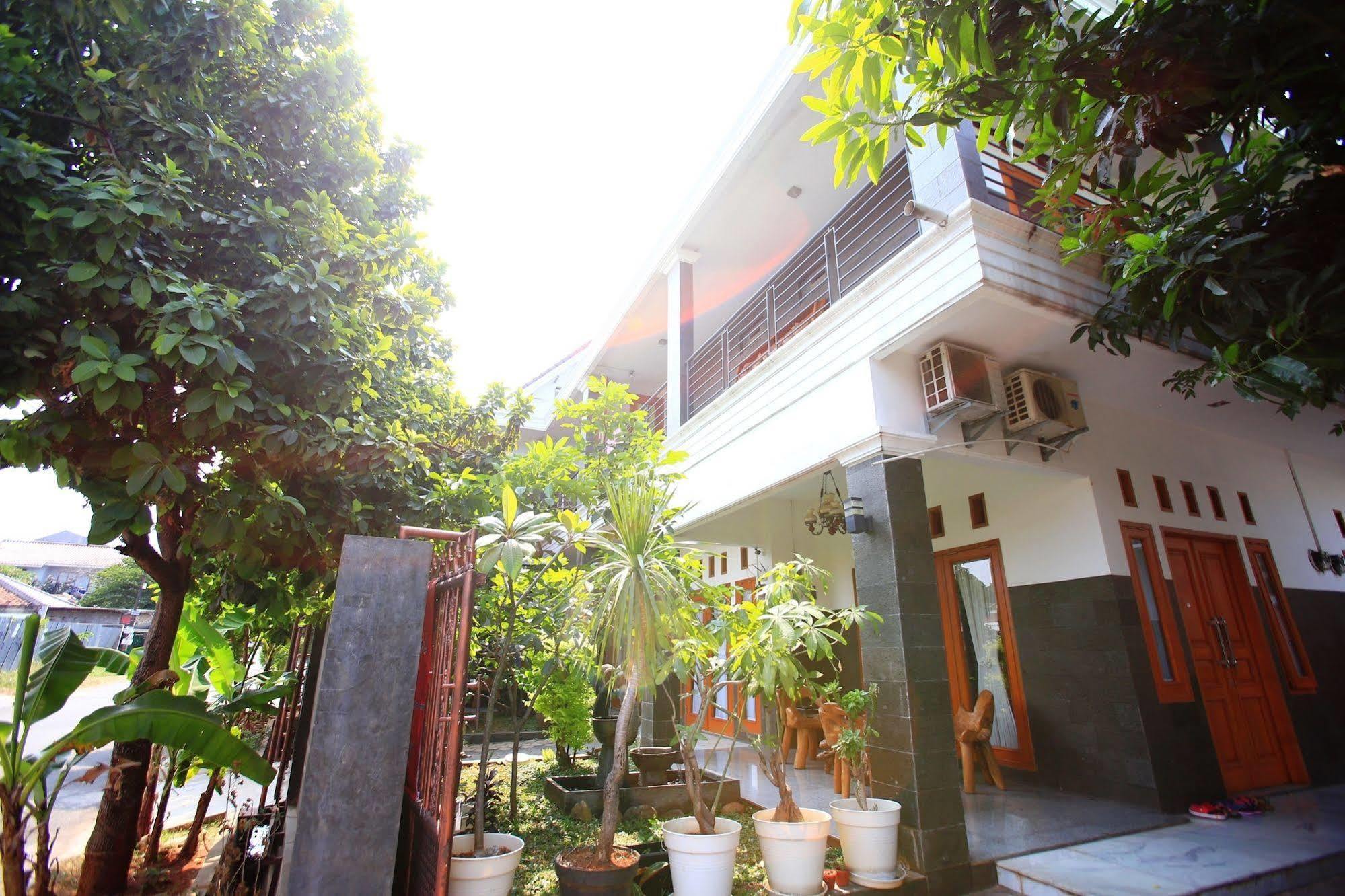 Hotel Reddoorz @ Ragunan Jakarta